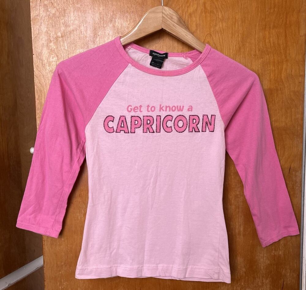 Vintage Y2K Capricorn Zodiac Graphic Raglan T Shirt Baseball Glitter Sz XS